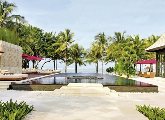The Royal Santrian Luxury Beach Villas