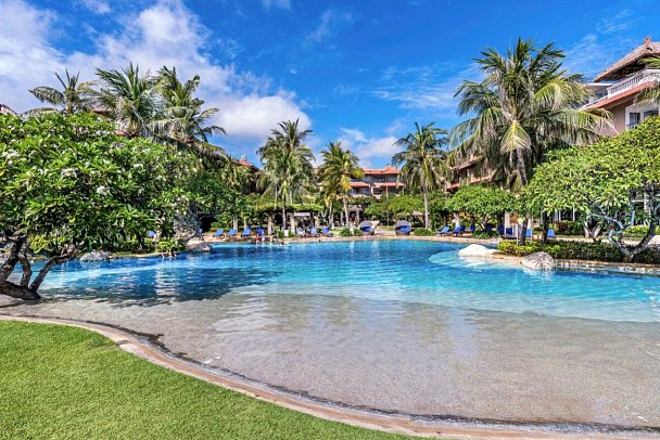 Nikko Bali Benoa Beach