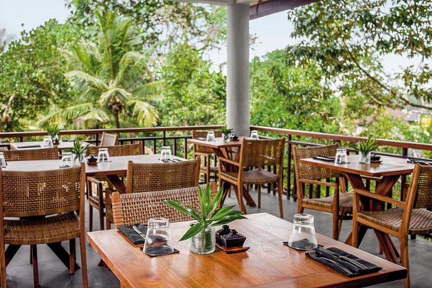 Dinara Ubud