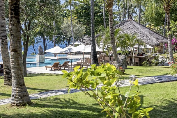 Siddhartha Ocean Front Resort & Spa