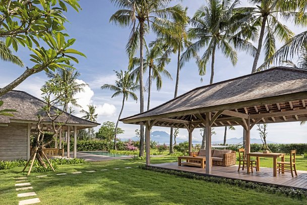 Seven Dreams A Pramana Experience - Bsp. Terrasse Beachfront Sunrise Royal Two Bedroom Pool Villa (Zimmercodierung VB2)