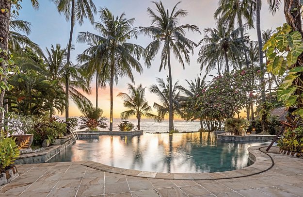 Alam Anda Ocean Front Resort & Spa