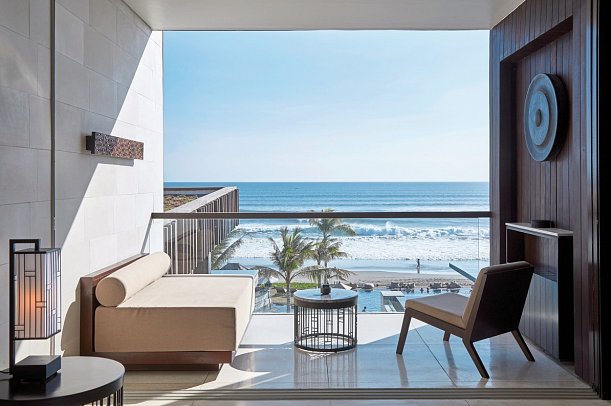 Alila Seminyak - Beispiel Balkon Alila Ocean View Suite (Zimmercodierung WX2)