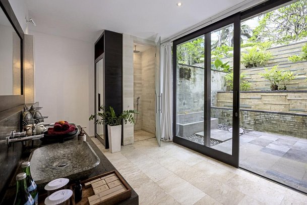 Kelapa Retreat & Spa - Beispiel Bad Beach Villa (Zimmercodierung VBO)