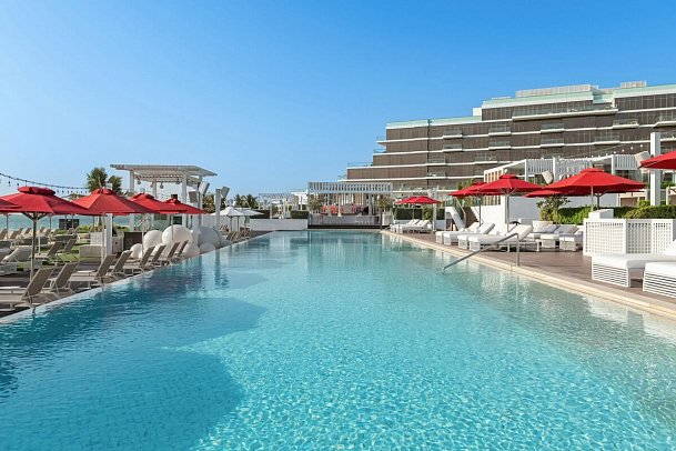 Th8 Palm Dubai Beach Resort, Vignette Collection