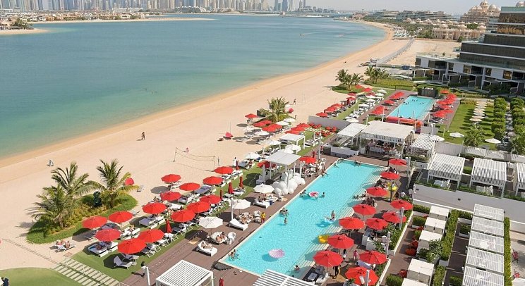 Th8 Palm Dubai Beach Resort, Vignette Collection