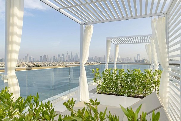 Th8 Palm Dubai Beach Resort, Vignette Collection