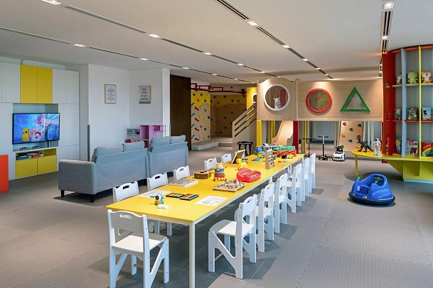 Th8 Palm Dubai Beach Resort, Vignette Collection