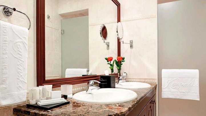 Kempinski Hotel & Residences Palm Jumeirah - Wohnbeispiel Palm Two Bedroom Family Suite Bathroom