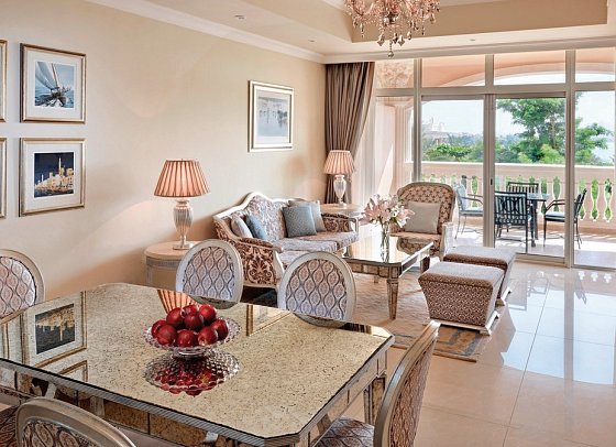 Kempinski Hotel & Residences Palm Jumeirah - Wohnbeispiel Palm Two Bedroom Family Suite (Zimmercodierung WI2)