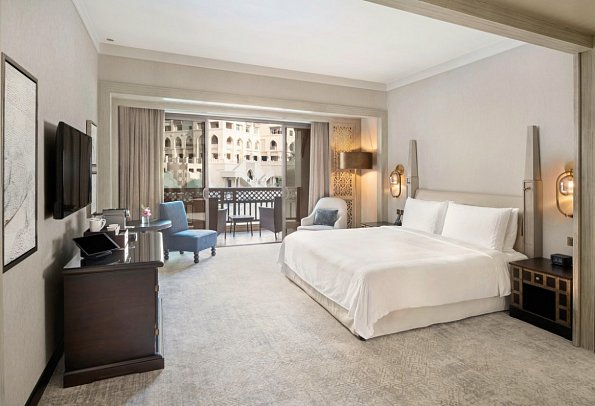 Palace Downtown Dubai - Wohnbeispiel Deluxe Lake View (Zimmercodierung DDI)