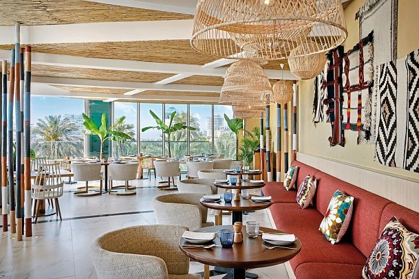 W Dubai – Mina Seyahi - Restaurant „Ginger Moon“