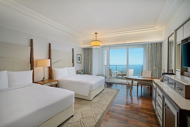 Waldorf Astoria Dubai Palm Jumeirah - Wohnbeispiel Queen Deluxe Skyline Sea View (Zimmercodierung D2M)