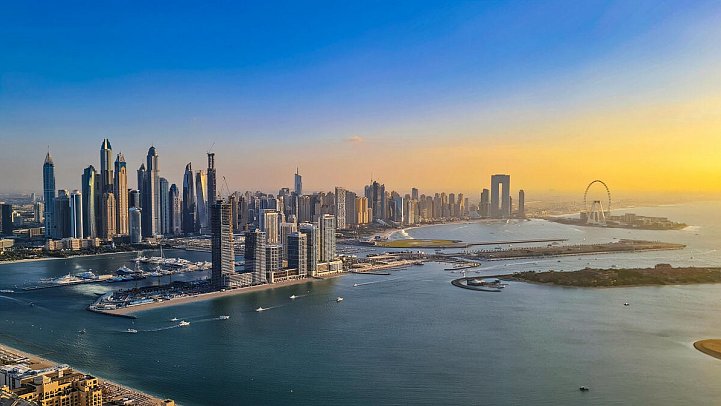 Dubai & Oman: Vom Puls der Metropole zur Seele des Orients - Blick von 