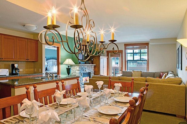 The Village Lodge Mammoth Lakes