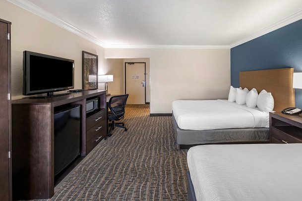 Best Western Town & Country Lodge - Wohnbeispiel Standard (Zimmercodierung UG1)