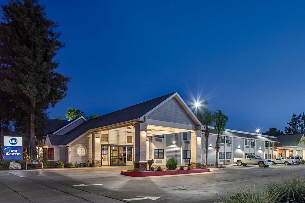 Best Western Town & Country Lodge