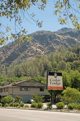 Yosemite Cedar Lodge