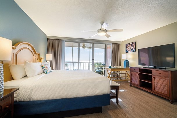 Pink Shell Beach Resort & Marina