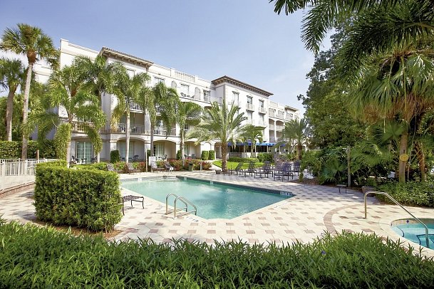 Trianon Bonita Bay Hotel