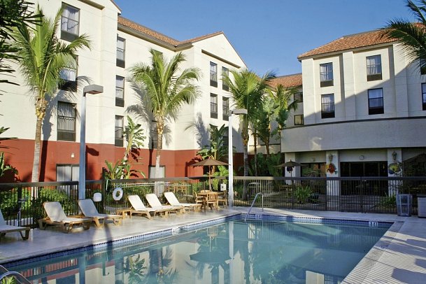 Hampton Inn Fort Myers Beach Sanibel Gateway