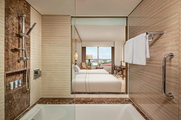 Meliá Hanoi - Wohnbeispiel Bad Premium (Zimmercodierung UM1)