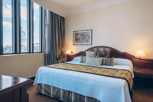 Iberostar Selection Parque Central - Wohnbeispiel Double Park Prado Premium (Zimmercodierung UM2)