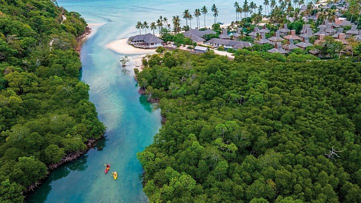 SAii Phi Phi Island Village