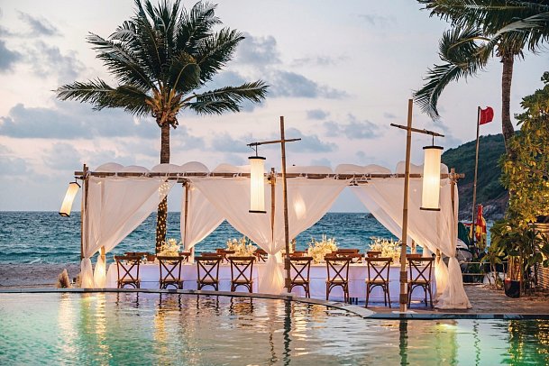 The Racha - Club del Mar