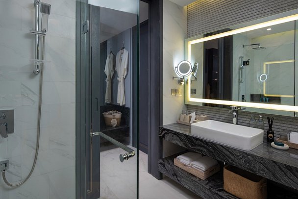 Wyndham Grand Nai Harn Beach Phuket