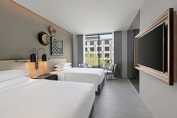 Four Points by Sheraton Phuket Patong Beach Resort - Wohnbeispiel Standard (Zimmercodierung UG1)