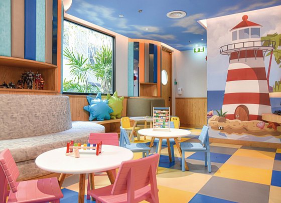 Four Points by Sheraton Phuket Patong Beach Resort