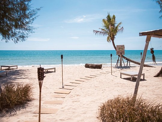 Twinpalms Tented Camp Phuket - „The Lazy Coconut“