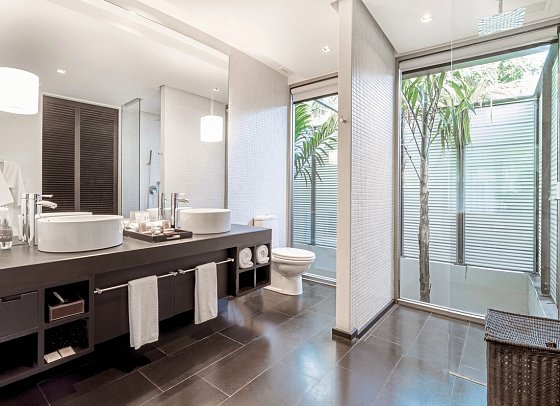 Twinpalms Surin Phuket Resort - Wohnbeispiel Palm Deluxe (Zimmercodierung UD1)