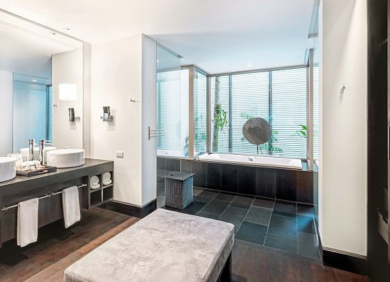 Twinpalms Surin Phuket Resort - Wohnbeispiel Palm Premium (Zimmercodierung UM1)