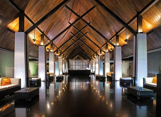 Twinpalms Surin Phuket Resort