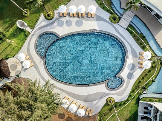 Amora Beach Resort Phuket