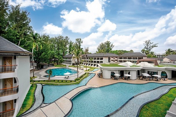 Amora Beach Resort Phuket