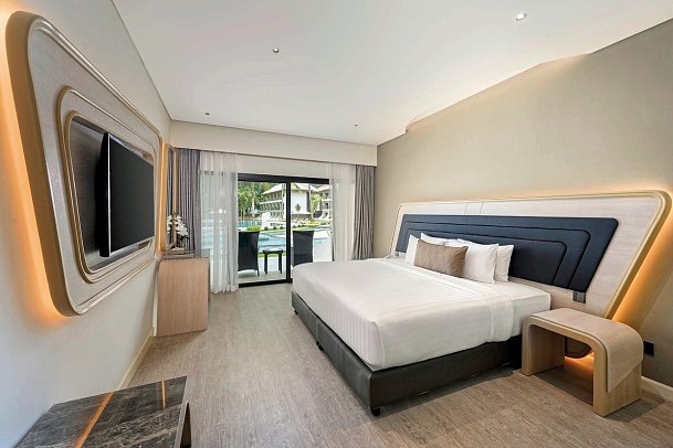Amora Beach Resort Phuket - Wohnbeispiel Amora Superior Pool Side (Zimmercodierung US4)
