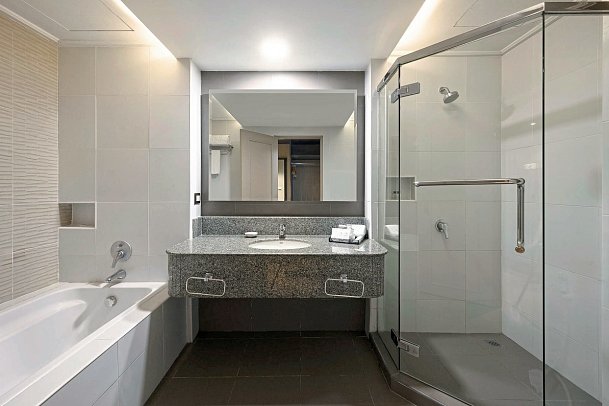 Amora Beach Resort Phuket - Wohnbeispiel Deluxe Pool Side (Zimmercodierung UD3)