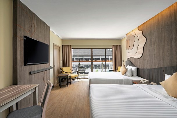 Amora Beach Resort Phuket - Wohnbeispiel Deluxe Pool View (Zimmercodierung UDP)