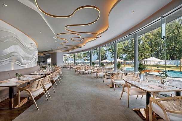 Amora Beach Resort Phuket