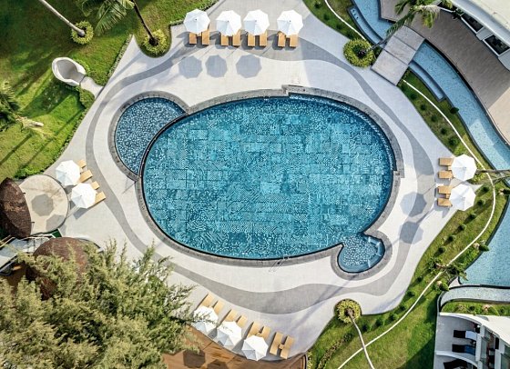 Amora Beach Resort Phuket
