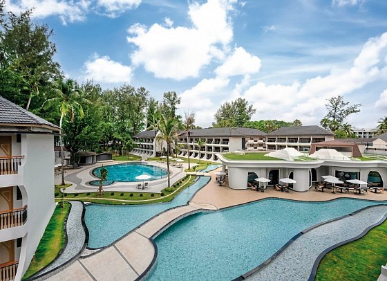 Amora Beach Resort Phuket