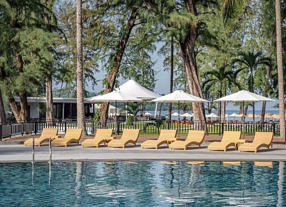 Amora Beach Resort Phuket