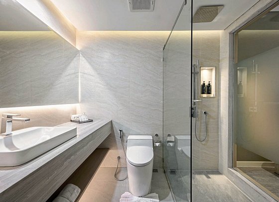 Amora Beach Resort Phuket - Wohnbeispiel Amora Ocean View (Zimmercodierung UB1)