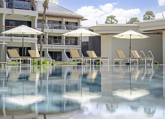 Amora Beach Resort Phuket