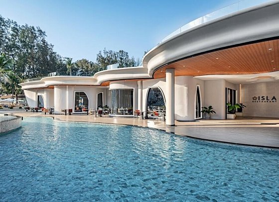 Amora Beach Resort Phuket