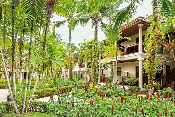 Khao Lak Bayfront Resort