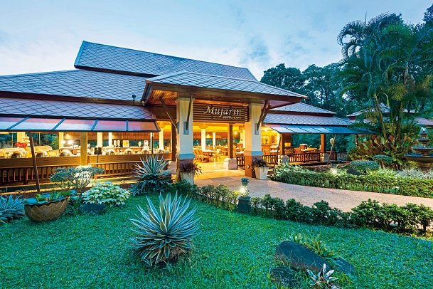 Khao Lak Bayfront Resort